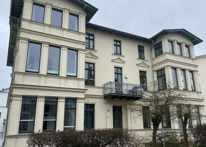 Haus Goodewind Апартаменты *